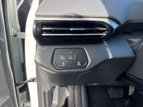Used 2023 Volkswagen ID.4 Pro S RWD image 18