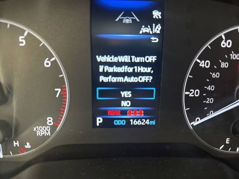 Used 2024 Toyota Corolla SE FWD image 11