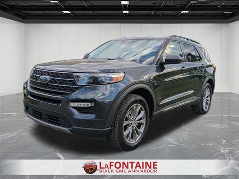 Used 2022 Ford Explorer XLT w/ Equipment Group 202A AWD/4WD image 1