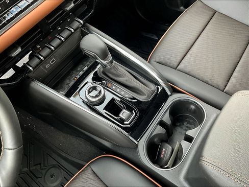 New 2026 GMC Canyon AT4 w/ Technology Plus Package AWD/4WD image 12