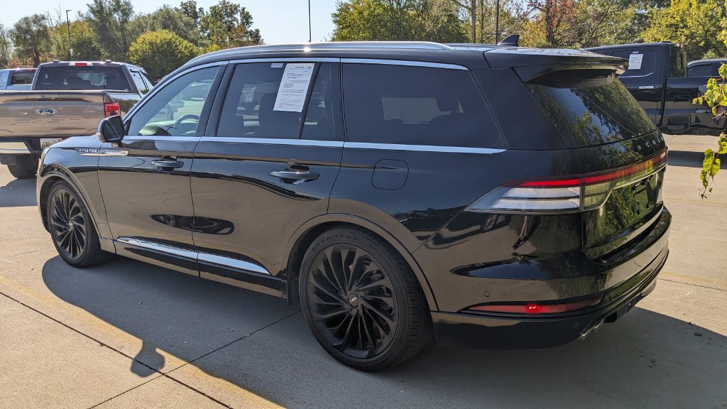 Used 2022 Lincoln Aviator Reserve w/ Equipment Group 201A AWD/4WD image 5