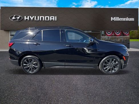 Used 2022 Chevrolet Equinox RS w/ RS Leather Package FWD image 6