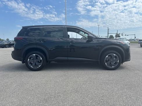 New 2026 Nissan Rogue SV image 6