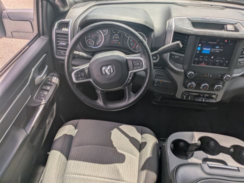 Used 2024 RAM 3500 Big Horn image 17