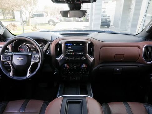 Used 2022 Chevrolet Silverado 3500 High Country AWD/4WD image 38