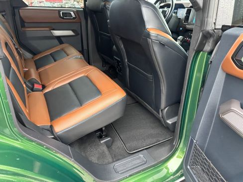 Used 2023 Ford Bronco Outer Banks w/ Sasquatch Package image 19