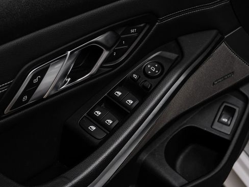 Used 2019 BMW 330i Sedan image 42