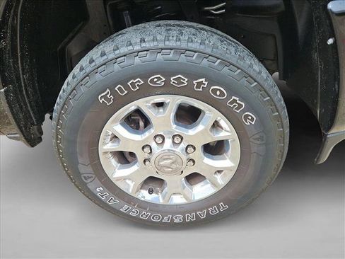 Used 2024 RAM 2500 Laramie AWD/4WD image 12
