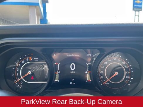 Used 2025 Jeep Gladiator Sport AWD/4WD image 12