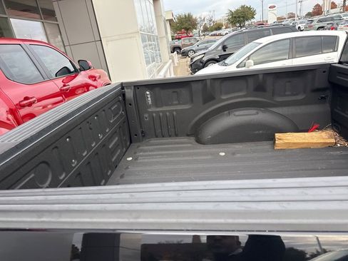 Used 2019 Ford F150 XLT w/ Equipment Group 302A Luxury image 10