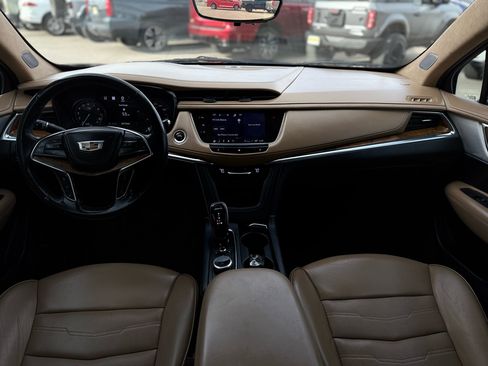 Used 2021 Cadillac XT5 Premium Luxury w/ Platinum Package image 16