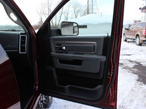 Used 2017 RAM 2500 Big Horn image 33