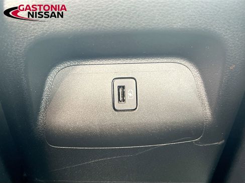 Used 2023 Nissan Sentra SV w/ All-Weather Package image 27