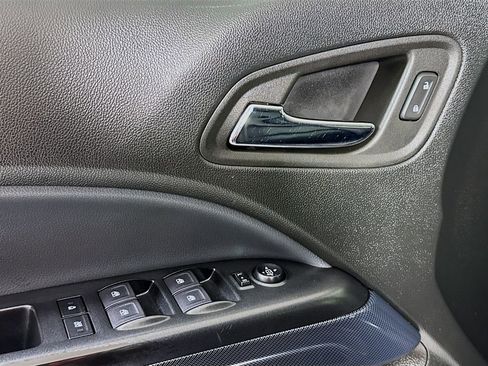 Used 2022 Chevrolet Colorado Z71 image 17