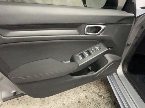 Used 2024 Honda Civic Sport image 31