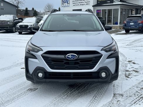 Used 2025 Subaru Outback Premium w/ Popular Package #1A image 34