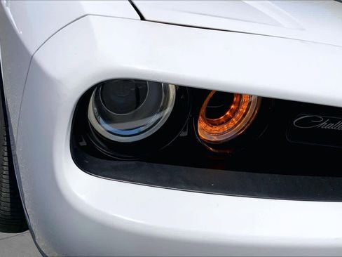 Used 2017 Dodge Challenger R/T Plus RWD image 28