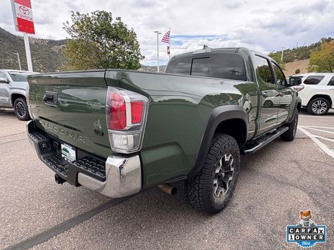 Certified 2022 Toyota Tacoma TRD Off-Road AWD/4WD image 9