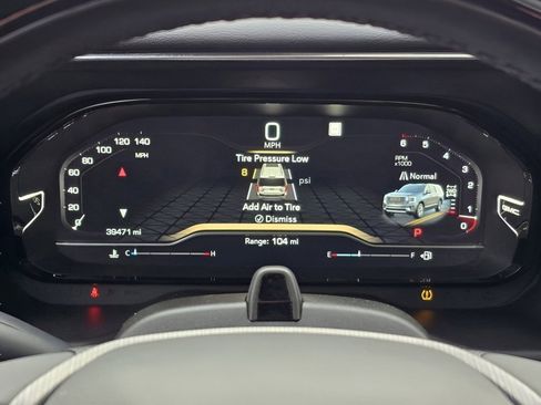 Used 2023 GMC Yukon Denali Ultimate image 19