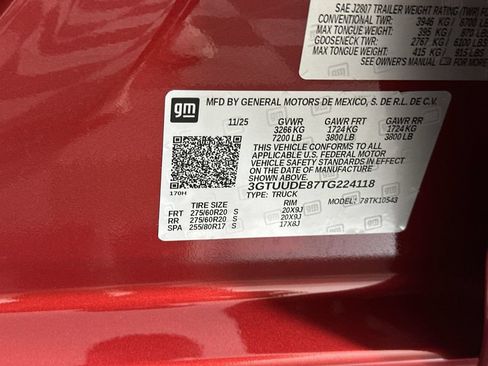 Used 2026 GMC Sierra 1500 SLT w/ SLT Premium Package AWD/4WD image 35