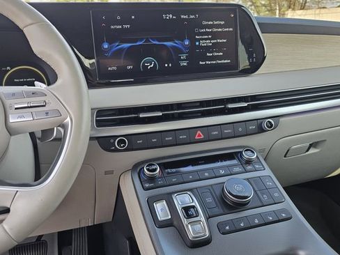 Used 2024 Hyundai Palisade Limited image 10