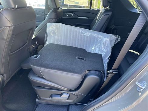 New 2026 Ford Explorer Tremor w/ Tremor Convenience Package image 24