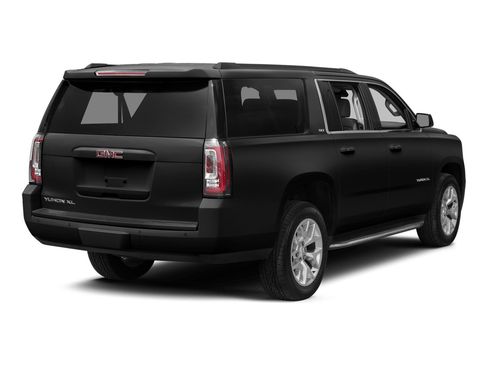 Used 2015 GMC Yukon XL Denali w/ Open Road Package AWD/4WD image 3