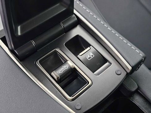 Used 2024 Lexus LC 500 Convertible w/ Touring Package image 28