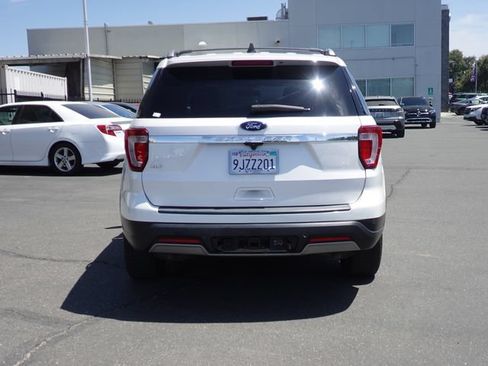 Used 2019 Ford Explorer XLT w/ Class III Trailer Tow Package FWD image 7