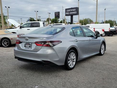 Used 2023 Toyota Camry LE image 6