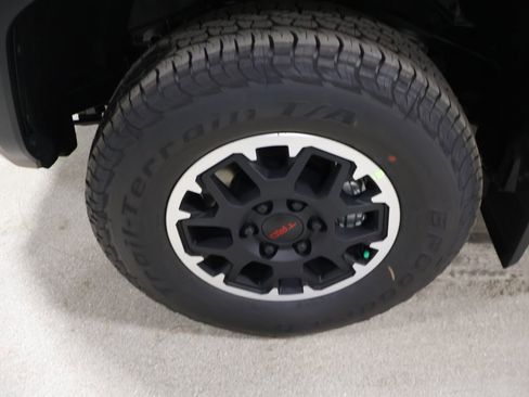 New 2026 Toyota Tacoma TRD Off-Road AWD/4WD image 7
