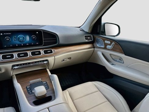 Certified 2023 Mercedes-Benz GLE 350 4MATIC w/ Premium Package image 24