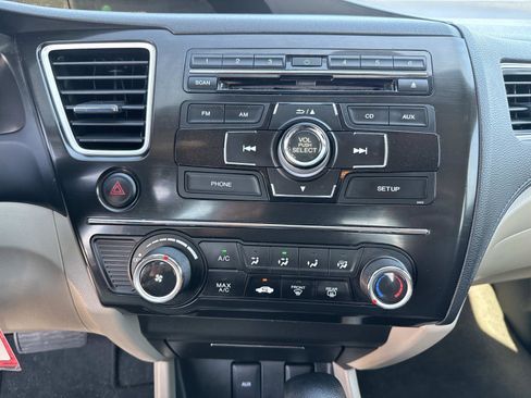 Used 2013 Honda Civic LX image 24