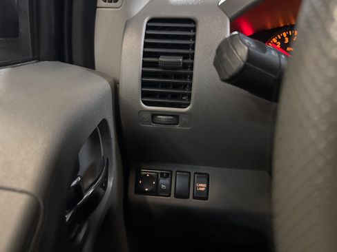 Used 2016 Nissan Frontier SV image 33