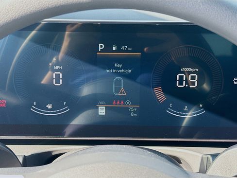 New 2026 Hyundai Tucson SEL image 9