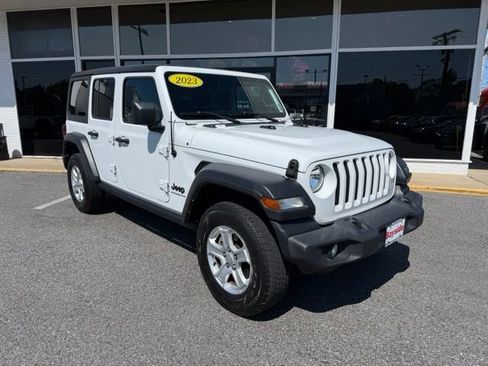 Used 2023 Jeep Wrangler Unlimited Sport AWD/4WD image 2