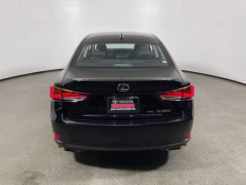 Used 2018 Lexus IS 300 AWD image 4