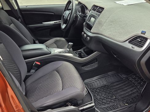 Used 2013 Dodge Journey SXT w/ Flexible Seating Group FWD image 13