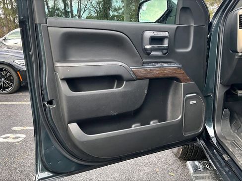 Used 2018 GMC Sierra 1500 Denali image 20