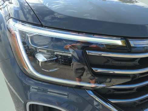 New 2026 Volkswagen Atlas SE image 44