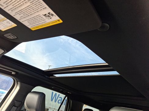 Certified 2025 Ford Expedition Platinum w/ Stealth Appearance Package image 15