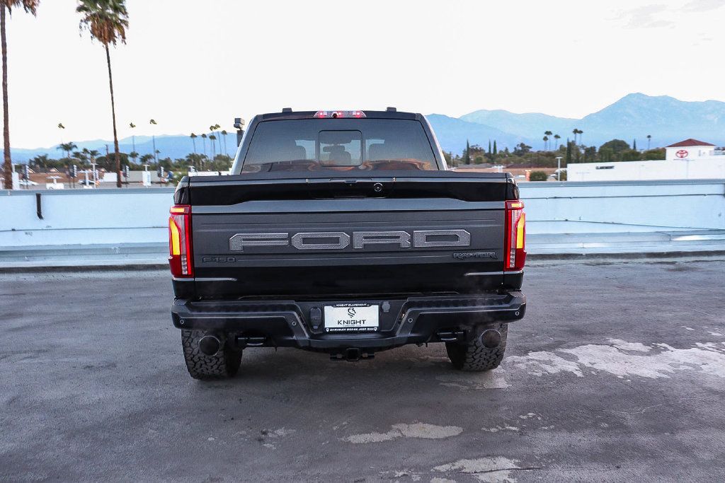 Used 2025 Ford F150 Raptor AWD/4WD image 8