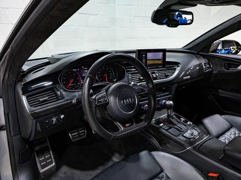 Used 2017 Audi RS 7 Prestige w/ Carbon-Optic Package image 19