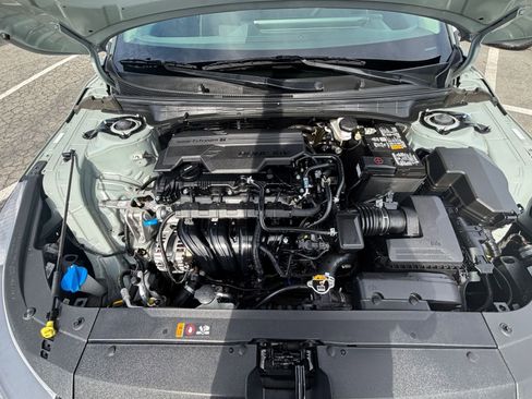 Used 2025 Kia K4 LXS image 35