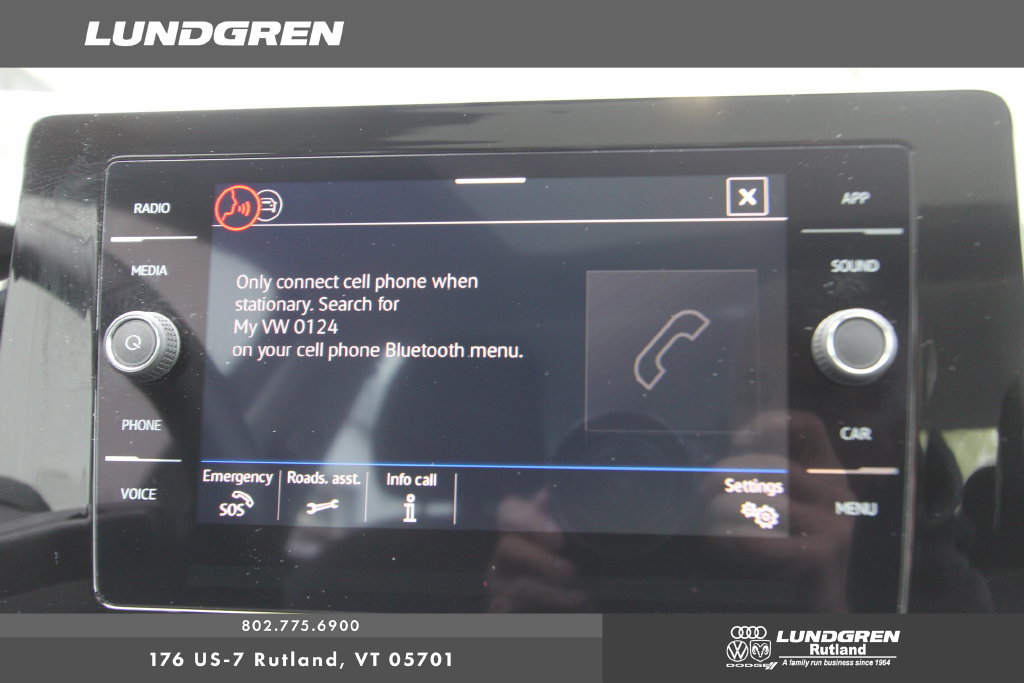 Used 2025 Volkswagen Jetta SE FWD image 10