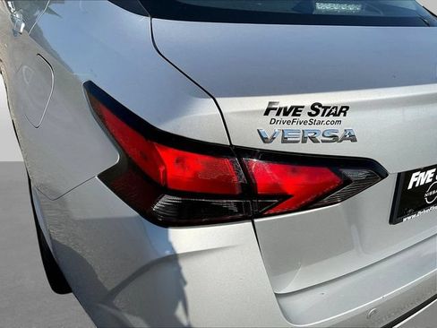 Used 2025 Nissan Versa SV FWD image 24