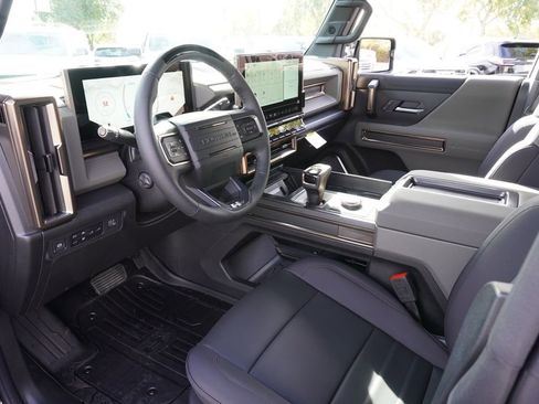 New 2025 GMC Hummer EV 3X image 16