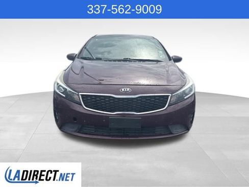 Used 2017 Kia Forte LX image 3
