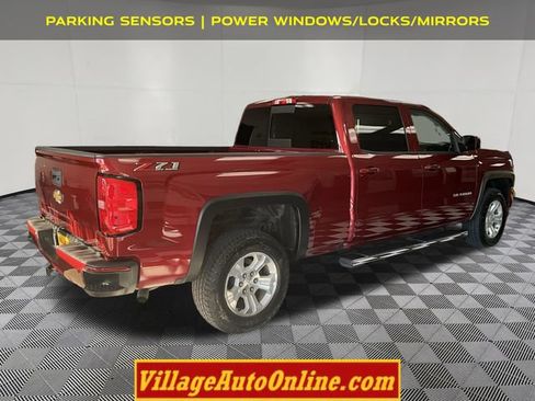 Used 2018 Chevrolet Silverado 1500 LT w/ All Star Edition AWD/4WD image 4