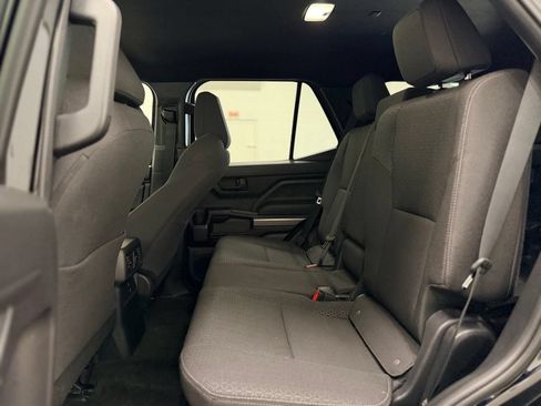 Used 2025 Toyota 4Runner SR5 AWD/4WD image 22
